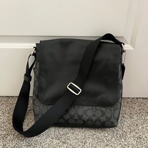 Coach men’s messenger bag